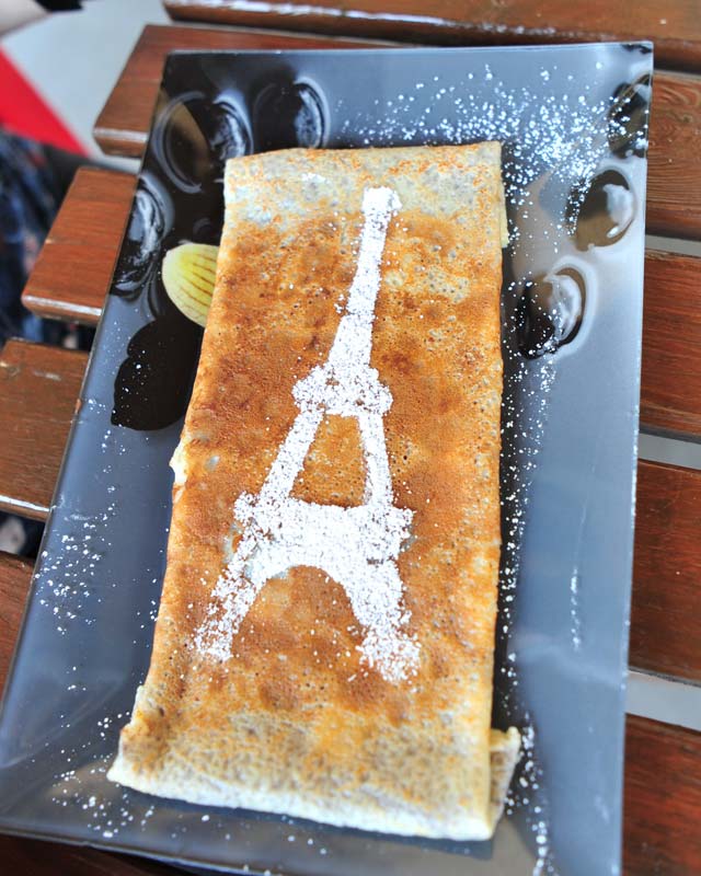 Crêpe decorated with an Eiffel tower at the campsite’s snack restaurant in Messanges