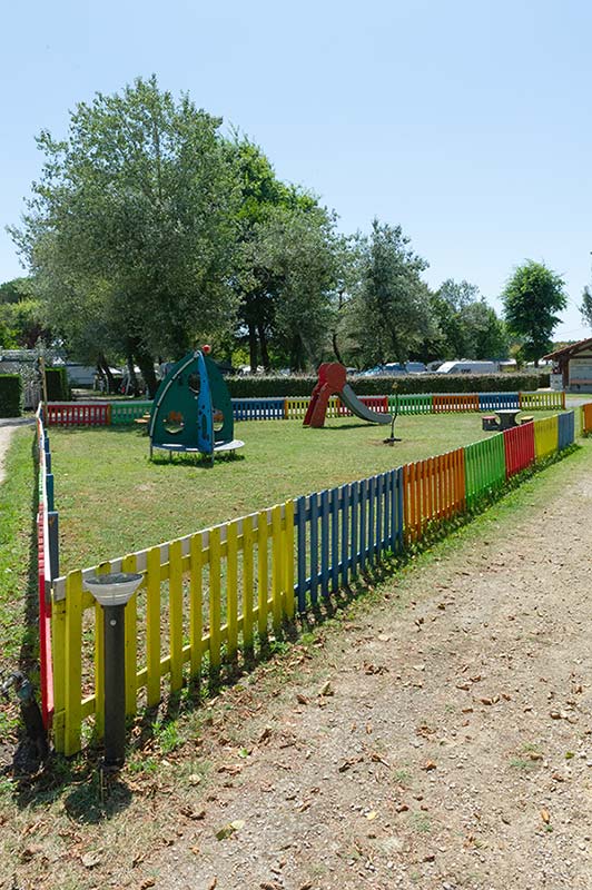 L'aire de jeux du camping à Messanges